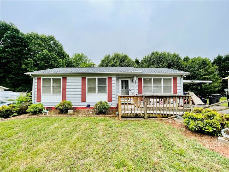 412 Millsaps Rd, Statesville, NC 28625 - photo 1