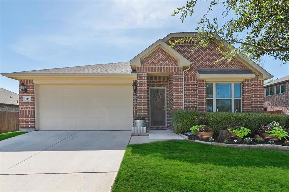 519 Johnson Dr, Lavon, TX 75166 - photo 1