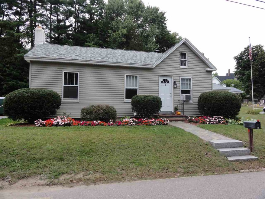 17 Beech St, Milford, NH 03055 - photo 1