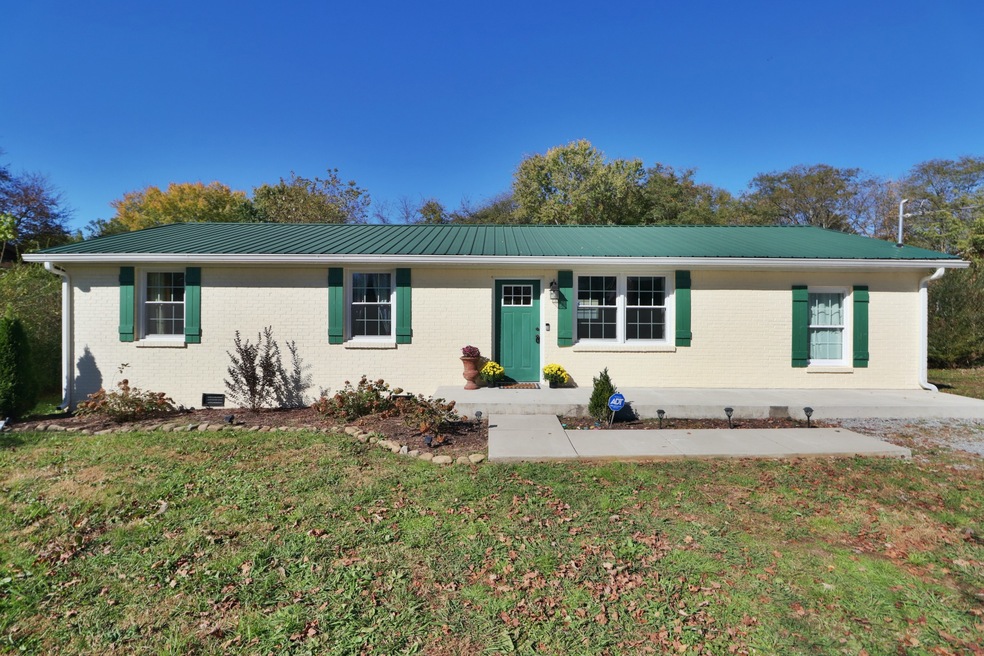 219 Rigney Dr, Manchester, TN 37355 - photo 1