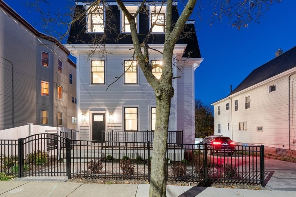 55 Derby St unit PH, Somerville, MA 02145 - photo 1