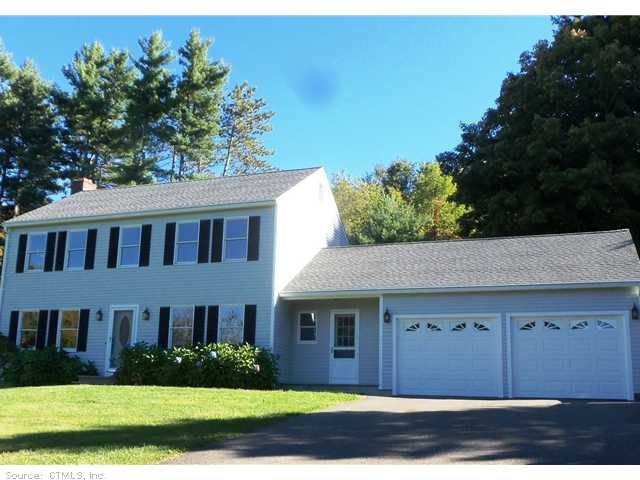 137 Central Rd, Middlebury, CT 06762 - photo 1