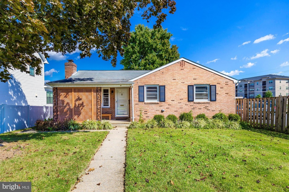 17 E 13th St, Frederick, MD 21701 - photo 1