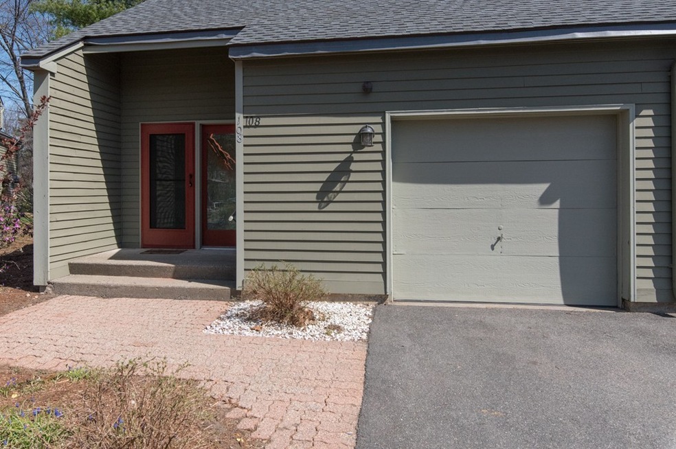 108 Fairway Village unit 108, Leeds, MA 01053 - photo 1