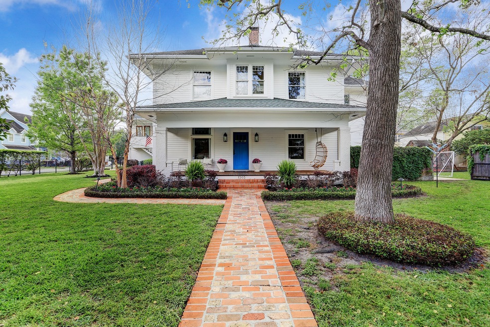 1303 Cortlandt St, Houston, TX 77008 - photo 1