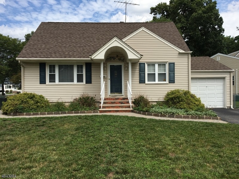 8-07 Mayfair Terrace unit 1X, Fair Lawn, NJ 07410 - photo 1