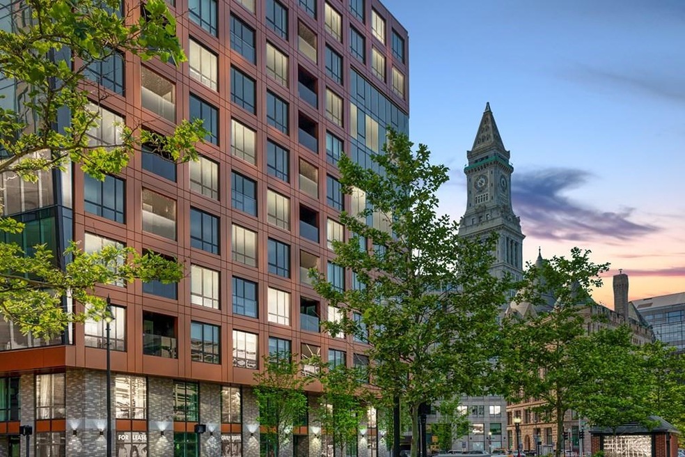 110 Broad St unit 404, Boston, MA 02110 - photo 1