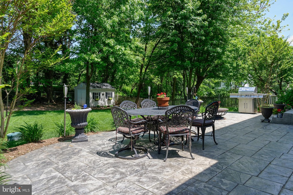 309 Locust Grove Dr, Purcellville, VA 20132 - photo 1