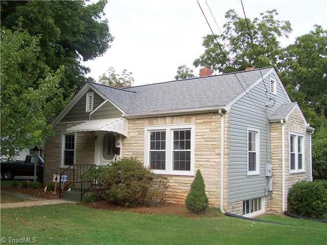 963 Straight St, Asheboro, NC 27203 - photo 1