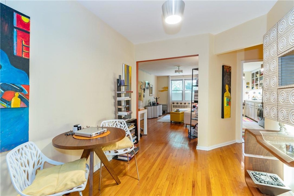 325 Palmer Terrace unit 1C, Mamaroneck, NY 10543 - photo 1