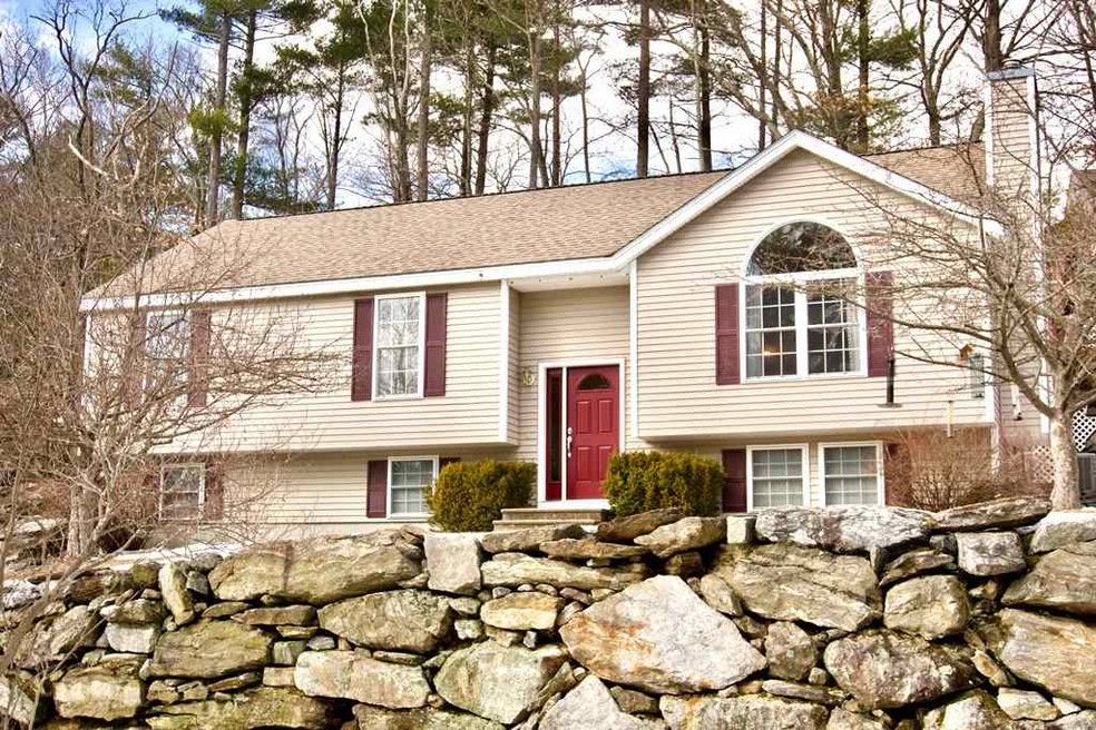 19 Saint Francis Place, Hudson, NH 03051 - photo 1