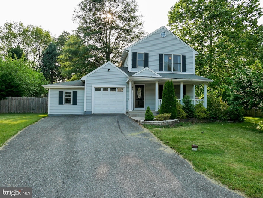 8110 Arrowhead Ct, Frederick, MD 21702 - photo 1