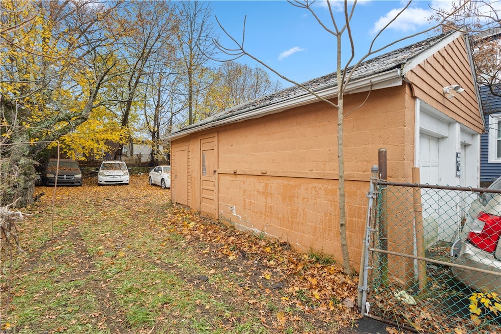 25 Mowry St, Providence, RI 02908 - photo 1