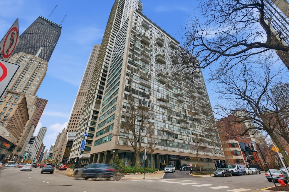 1000 Lakeshore Plaza unit 604, Chicago, IL 60611 - photo 1
