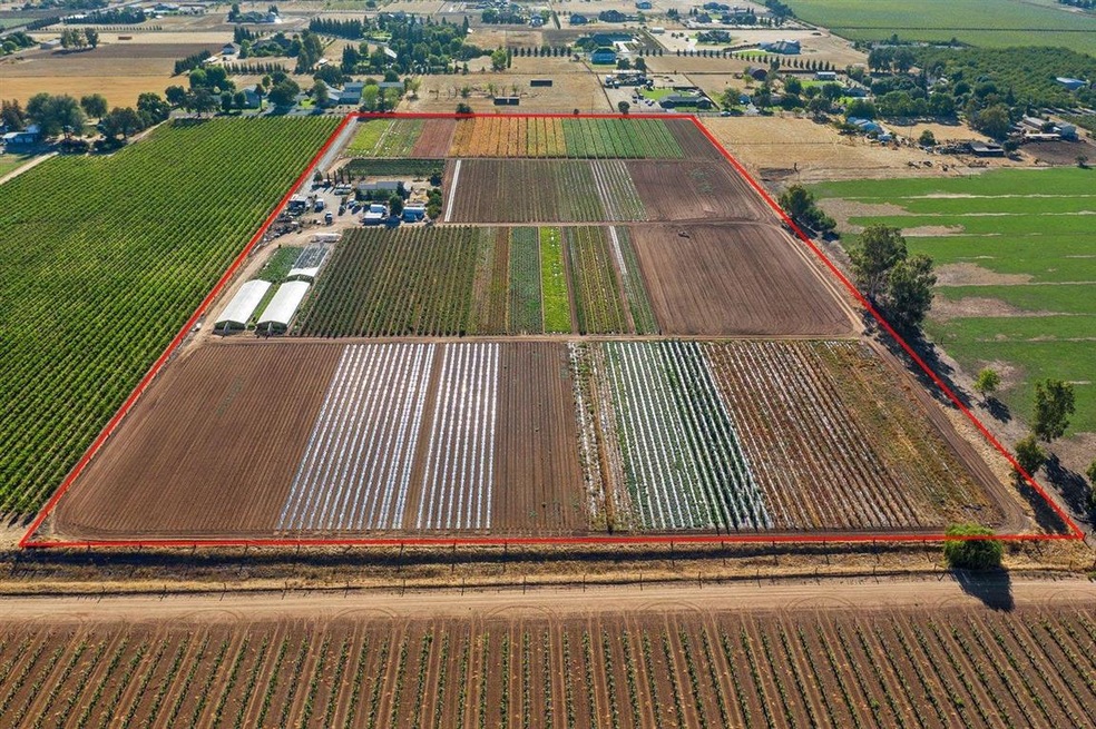 23501 N Bruella Rd, Acampo, CA 95220 - photo 1