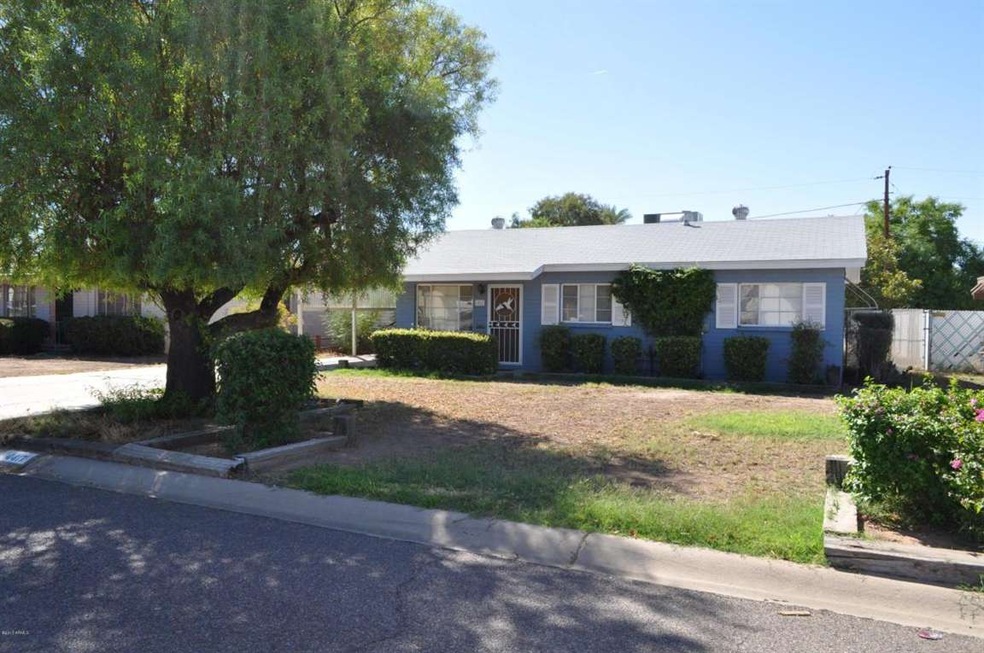 4417 E Glenrosa