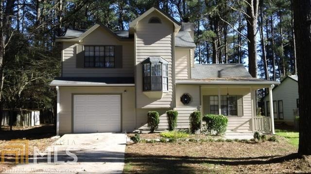 8598 Forest Pointe Dr, Jonesboro, GA 30238 - photo 1