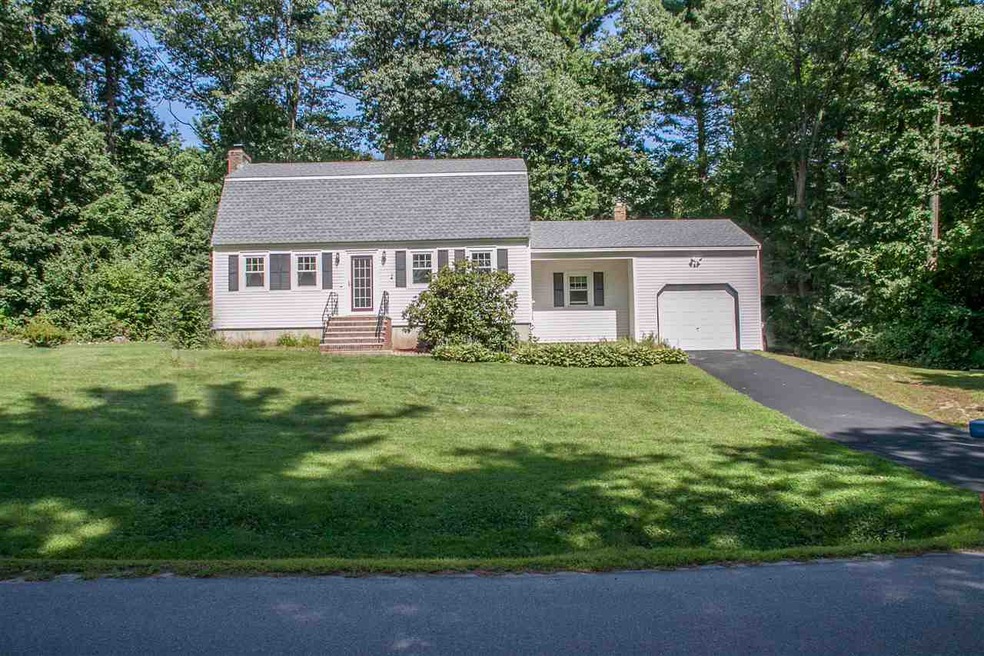 3 Gordon Dr, Londonderry, NH 03053 - photo 1