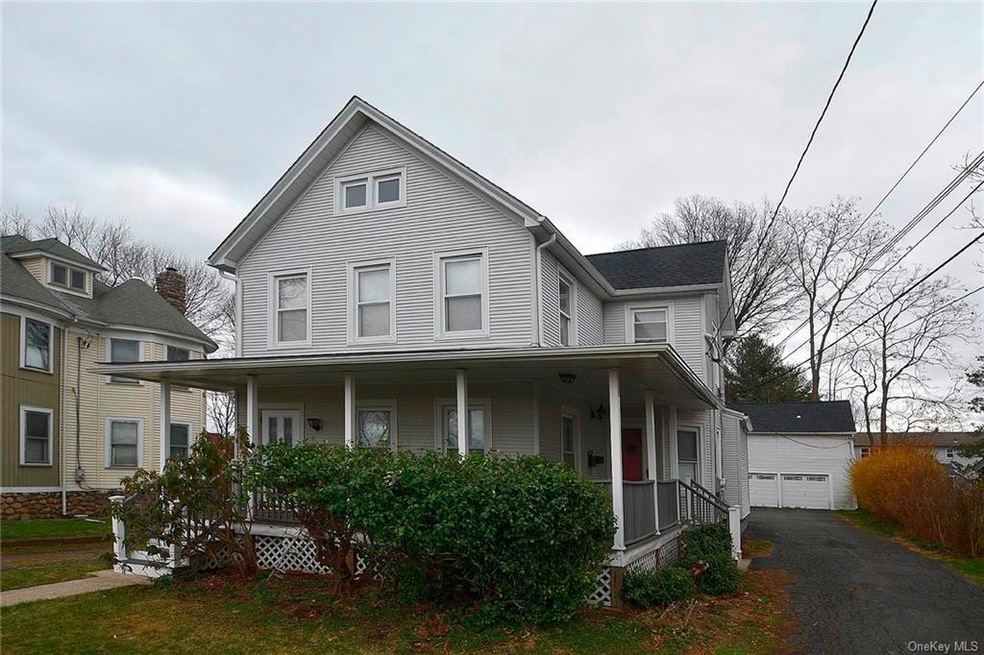 4 Demarest Ave, Nanuet, NY 10954 - photo 1