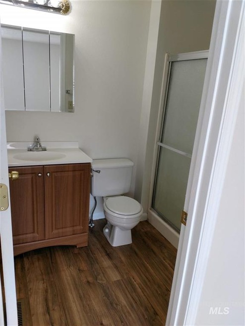 331 W Crestwood Dr, Nampa, ID 83686 - photo 1