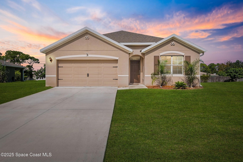 For Sale $325,000 • Co-Listing Agent