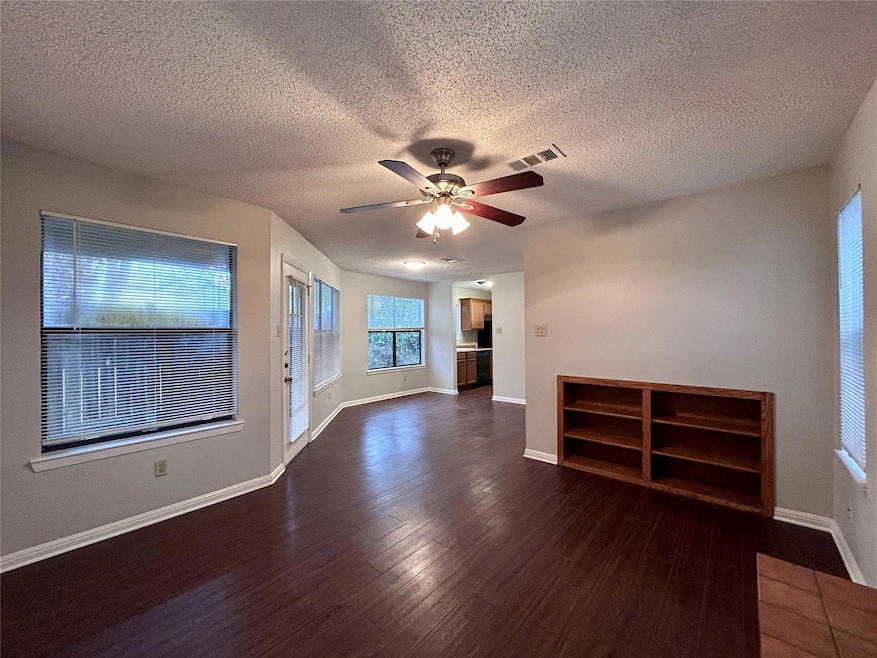 For Rent $1,650/month