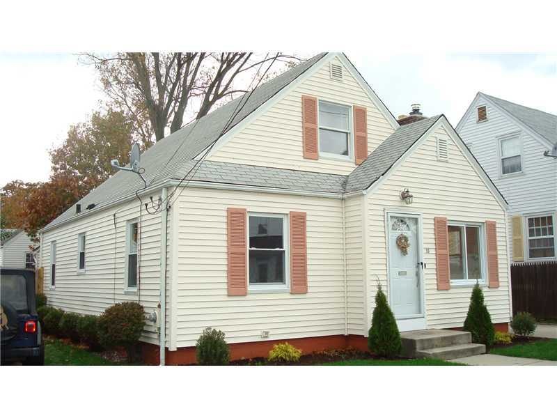 33 Pershing St, Cranston, RI 02910 - photo 1