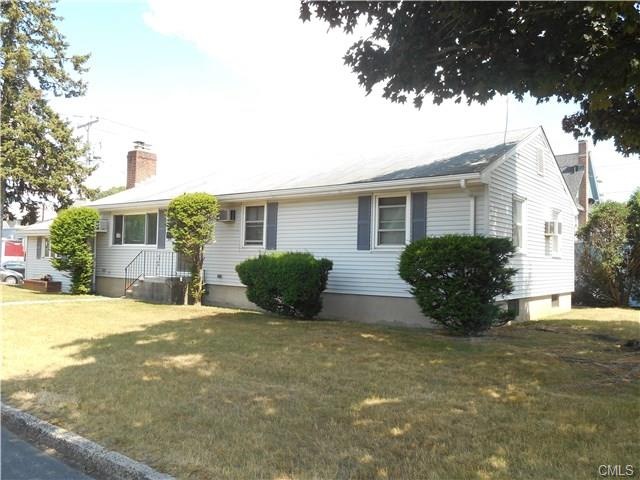 15 Adolph Place, Bridgeport, CT 06604 - photo 1