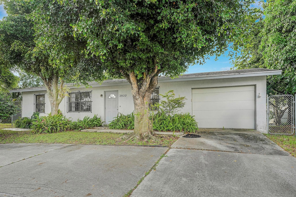 2822 Summit Blvd, West Palm Beach, FL 33406 - photo 1