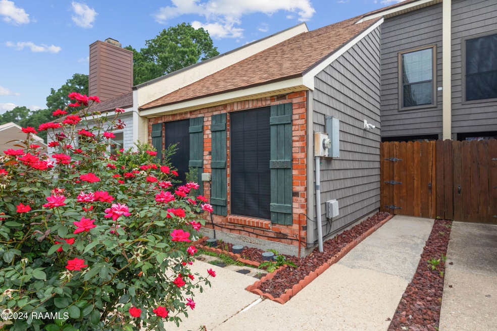 207LongPlantationJ-1