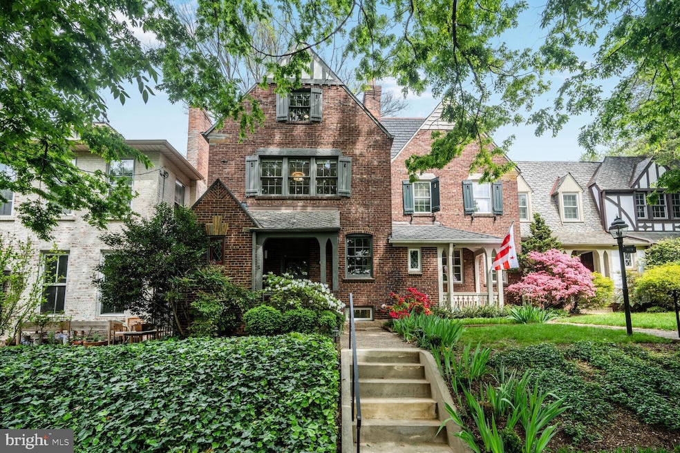 Sold $1,635,000 • Co-Listing Agent