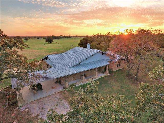your acreage paradise awaits.