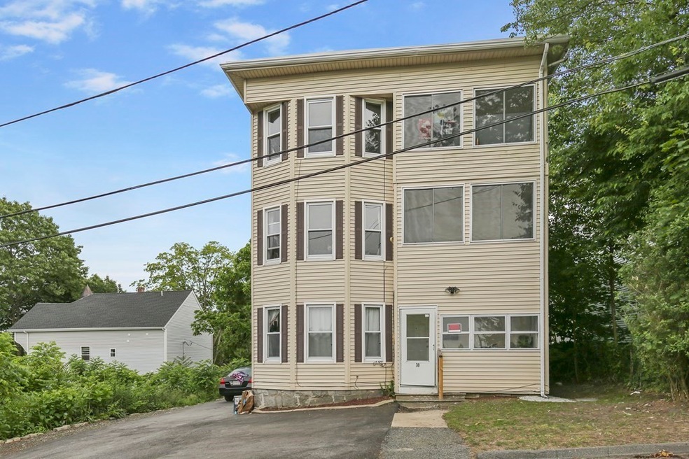 30 Hemans St, Worcester, MA 01605 - photo 1