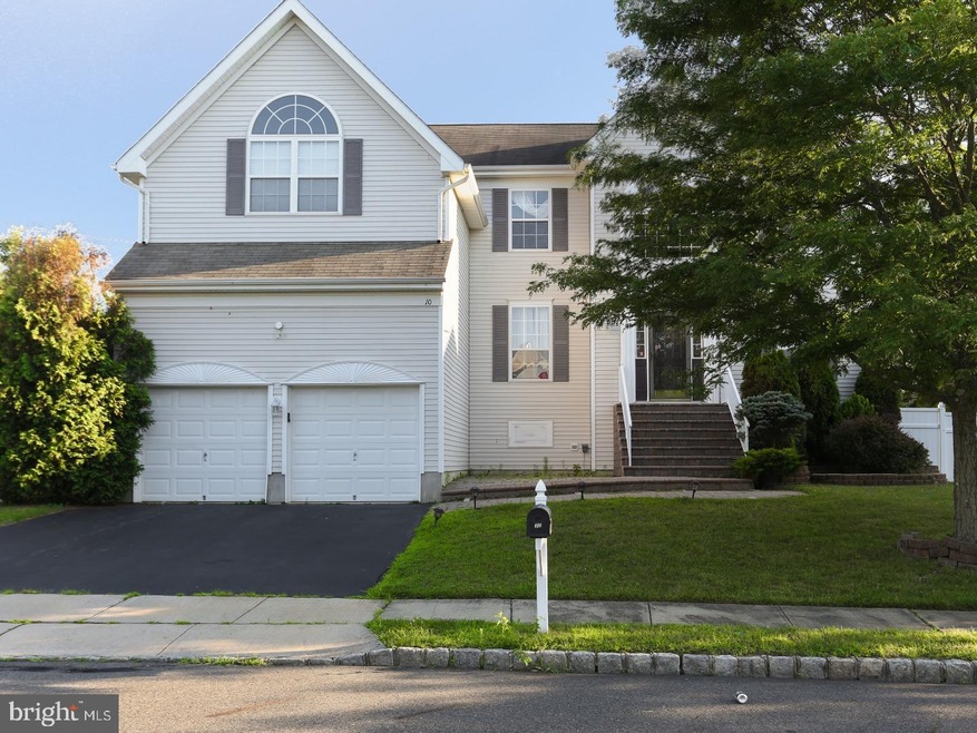 10 Alexander Ln, Columbus, NJ 08022 - photo 1