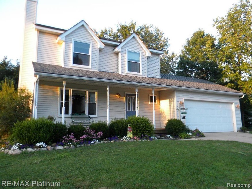 2447 Laurel Oak
