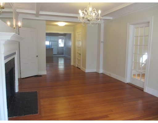 60 Washington St, Wellesley Hills, MA 02481 - photo 1