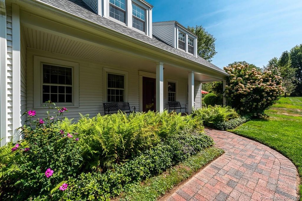 94 Chestnut Hill Rd, Glastonbury, CT 06033 - photo 1