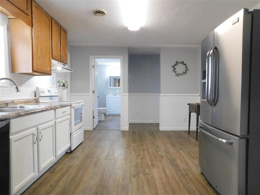 5998 S State Road 1, Bluffton, IN 46714 - photo 1