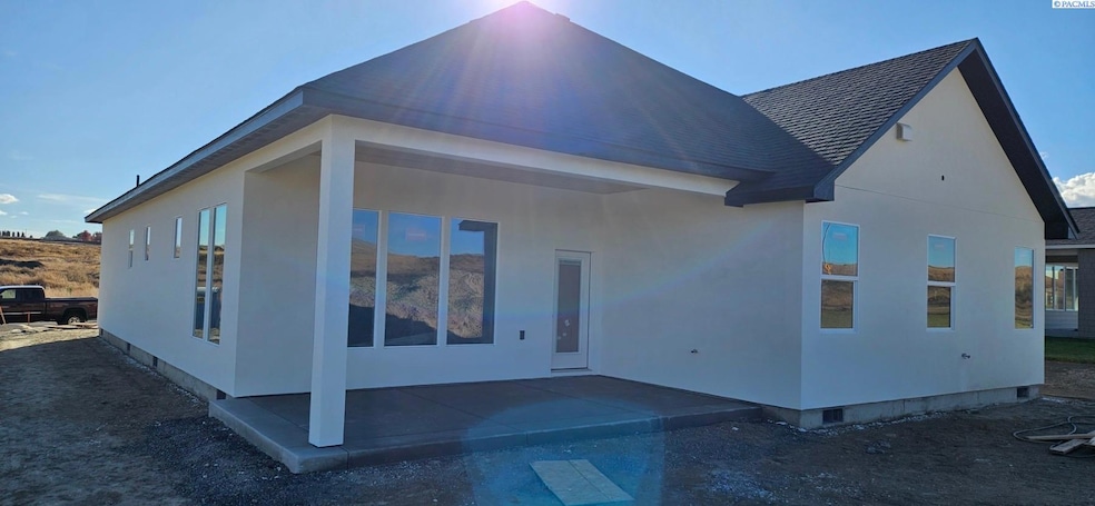 2846 Sumac Dr, Richland, WA 99352 - photo 1