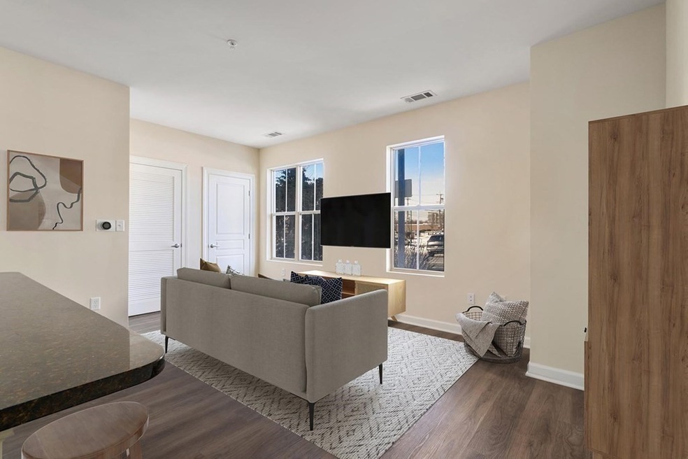 4 Repton Cir unit 4111, Watertown, MA 02472 - photo 1