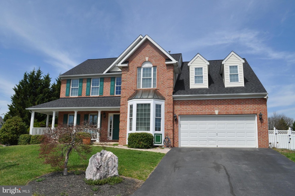 804 Cornwall Ct, Sykesville, MD 21784 - photo 1