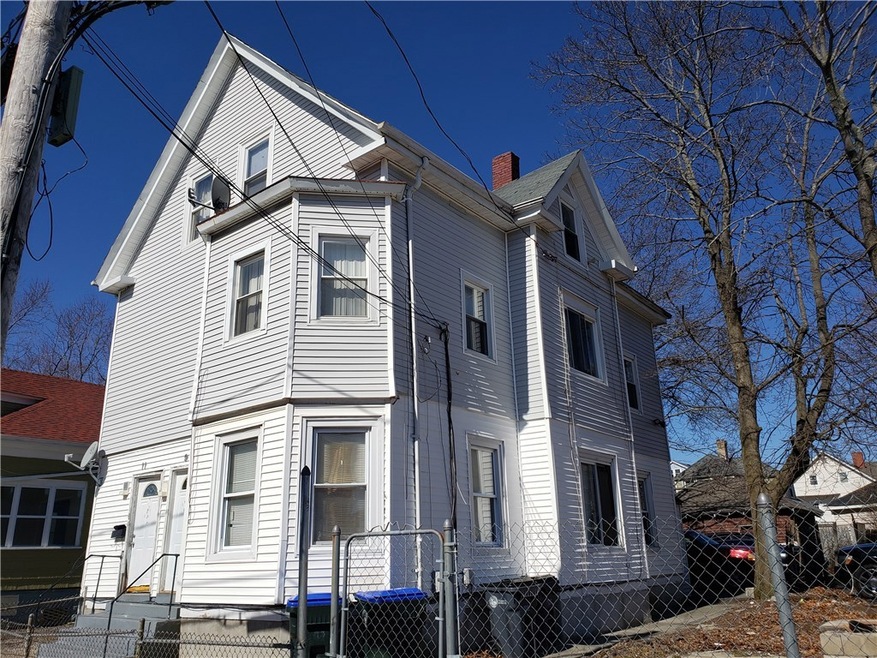 9 Thackeray St, Providence, RI 02907 - photo 1