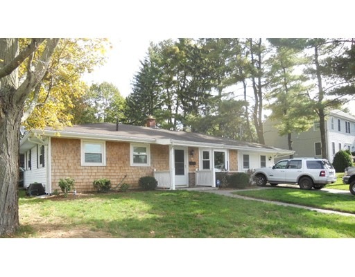 33 Bourne St, Brockton, MA 02302 - photo 1