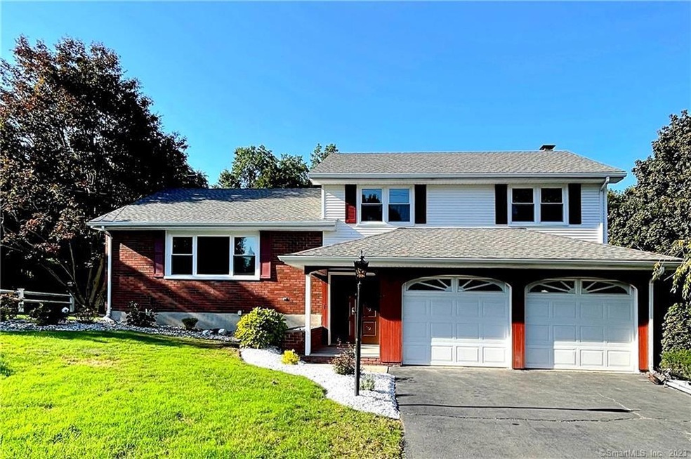 336 Pine Ln, Wethersfield, CT 06109 - photo 1