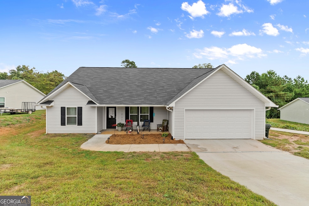 203 Russell Woods Dr, Mount Airy, GA 30563 - photo 1