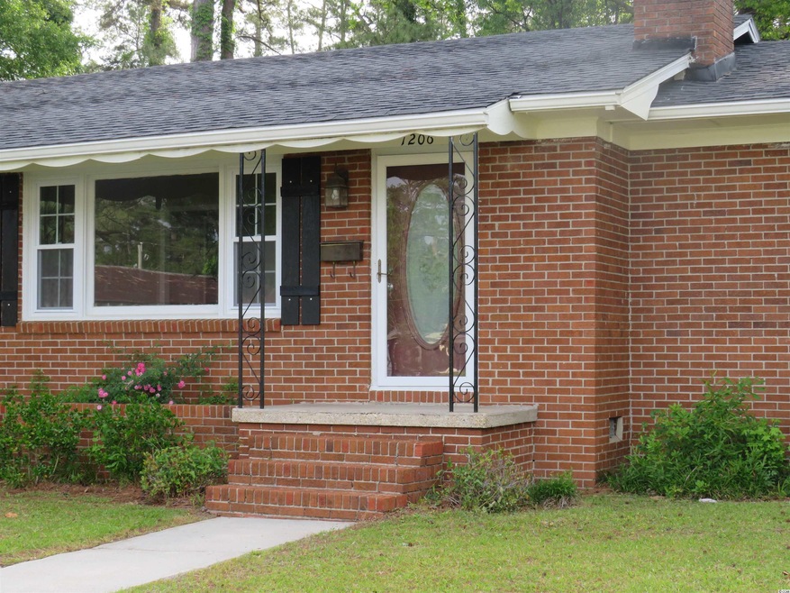 1206 Lakeside Dr, Conway, SC 29526 - photo 1