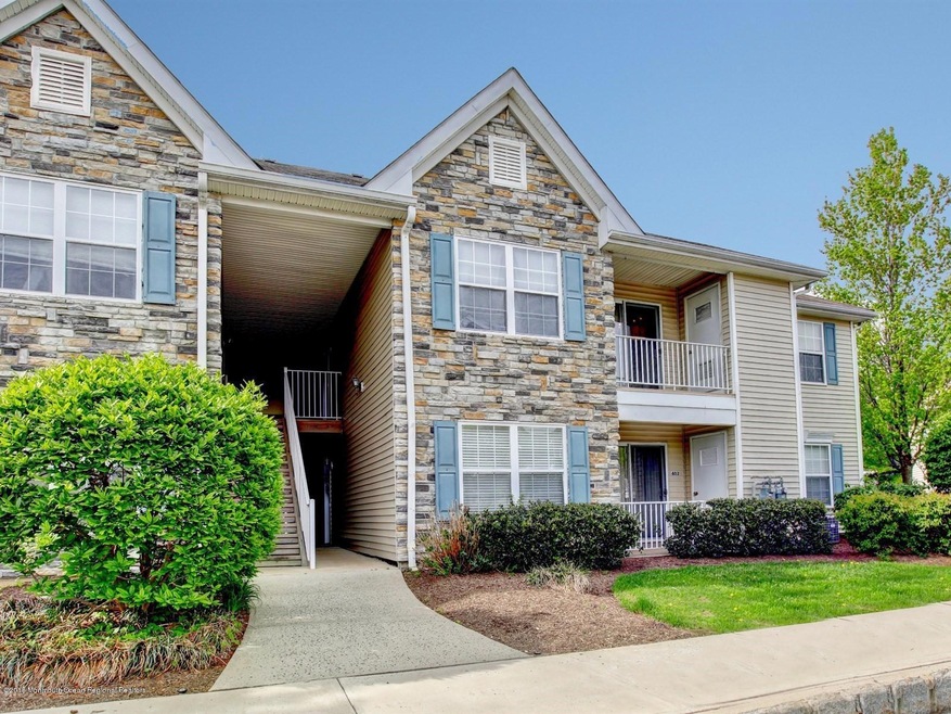 406 Wedgewood Cir, Belford, NJ 07718 - photo 1