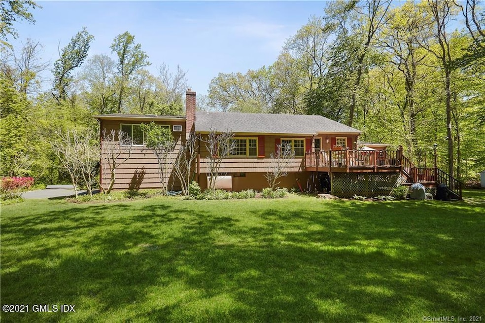 102 Mcfadden Dr, Wilton, CT 06897 - photo 1