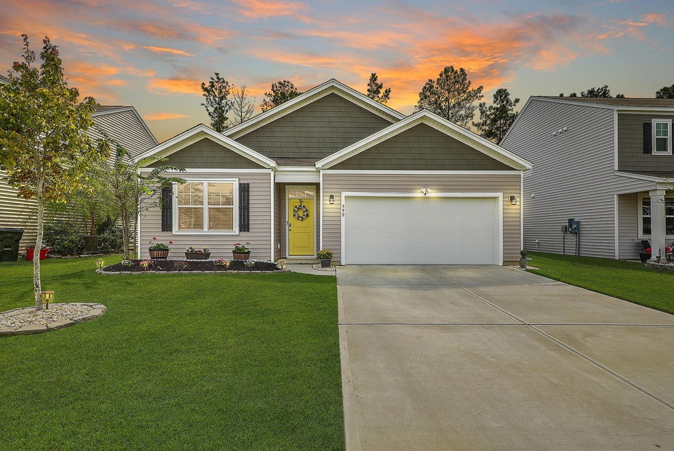 590 wayton circle