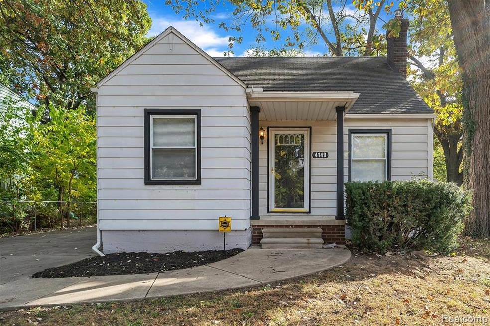 Beautiful updated 3 bedroom 2 bath bungalow